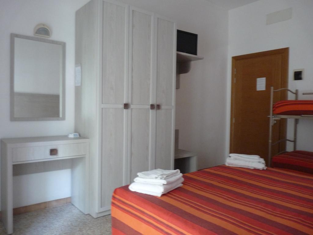 Hotel Luana Rimini Exterior foto